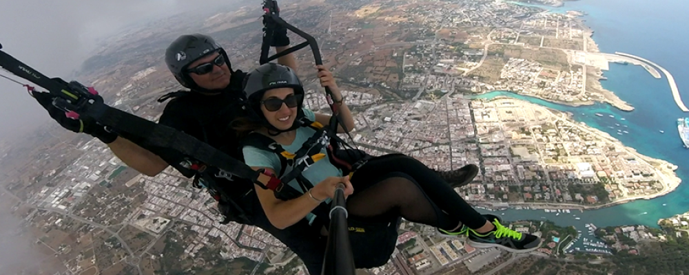 Parapente Biplaza Menorca: the freedom to fly